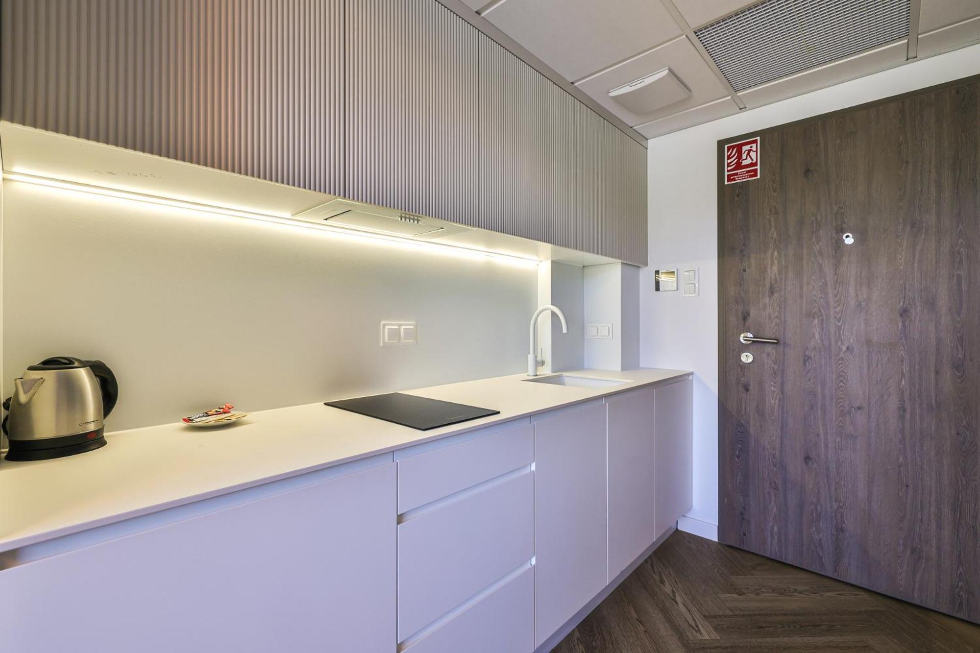 Pileckiego 59 Free Parking By Perfect * Warszawa